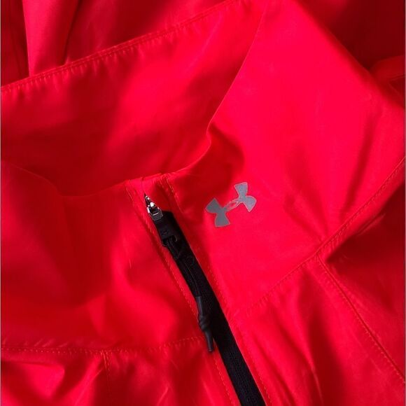 Under armour wind breaker - Picture 2 of 6